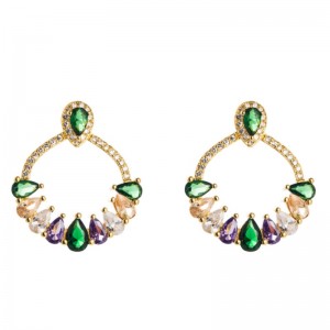 Europejska i amerykańska osobowość Mosiądz Kolczyki Temperament Kobiet Kolczyki Mikro-inkrustowane Kolor Cyrkon Kolczyki w kształcie kwiatu Japońskie i koreańskie biżuteria